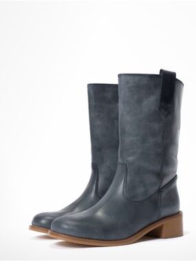 Dico Julia Boot